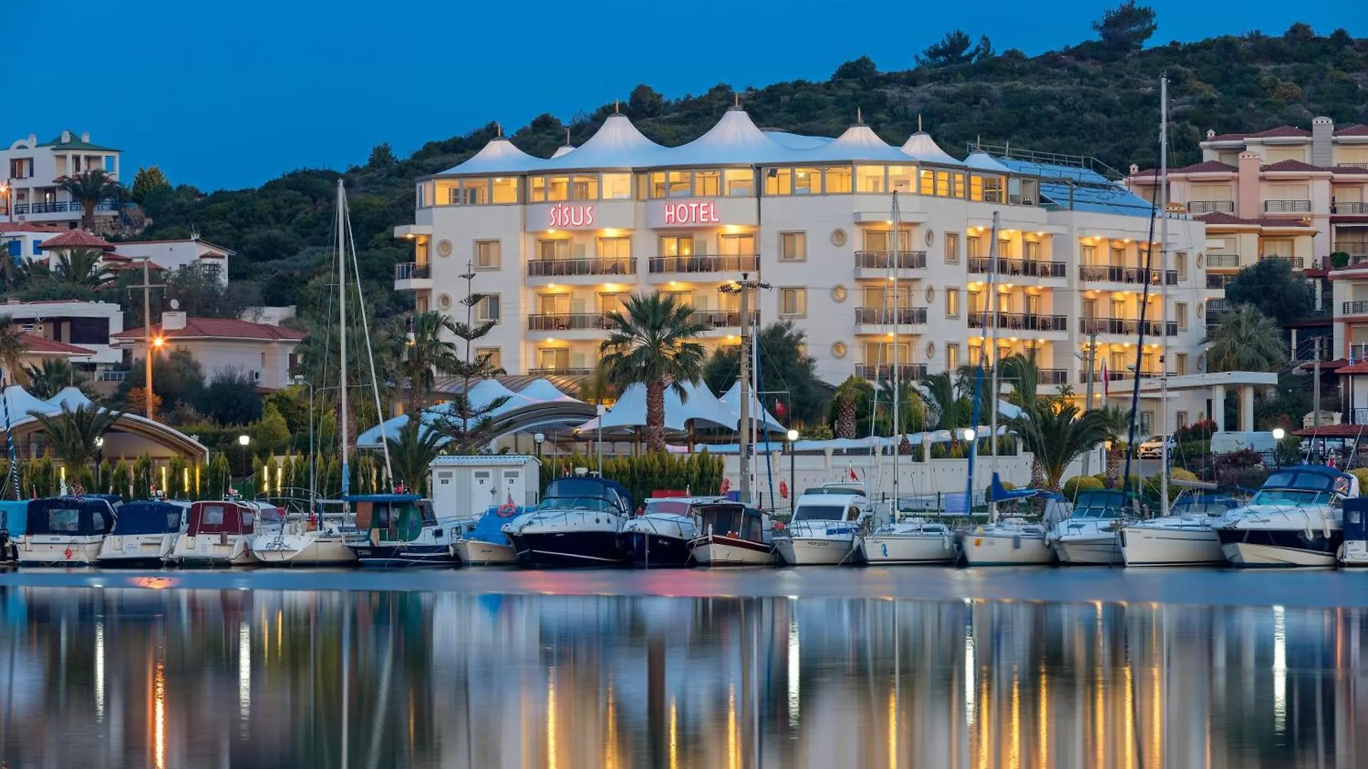 Sisus Marina Hotel Çeşme