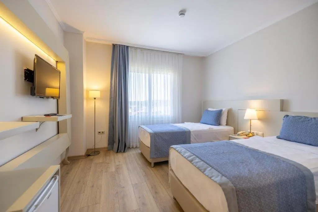 Sisus Marina Hotel Çeşme